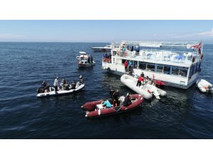 Marmara’da suyun altında nefes kesen yarış