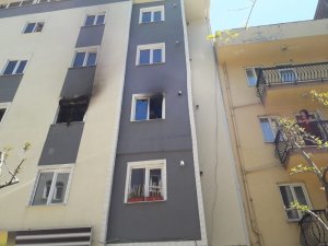 Isparta’da 5 katlı öğrenci apartında yangın