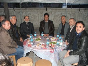 Okulda toplu iftar