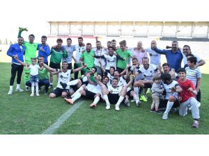 Manisa Sanayispor BAL’a yükseldi