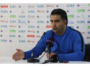 Ümit Özat: “Play-off’u son ana kadar kovalayacağız”