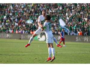 Abalı Denizlispor'un "yükselme" maçını şehit anneleri de izledi