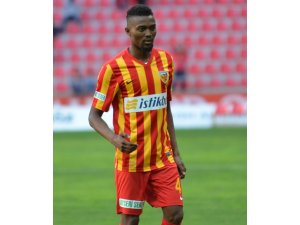 Bernard Mensah formaya kavuştu