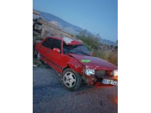 Otomobil ile motosiklet çarpıştı: 1 yaralı