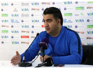 Ümit Özat: 'Noel'i düşünüyorsak Ramazan'ı da düşünelim