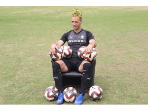 Altay’ın kralı Paxiao, rekora ortak oldu
