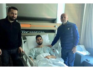 Hasan Çavuşoğlu’ndan Emre Akbaba’ya ziyaret