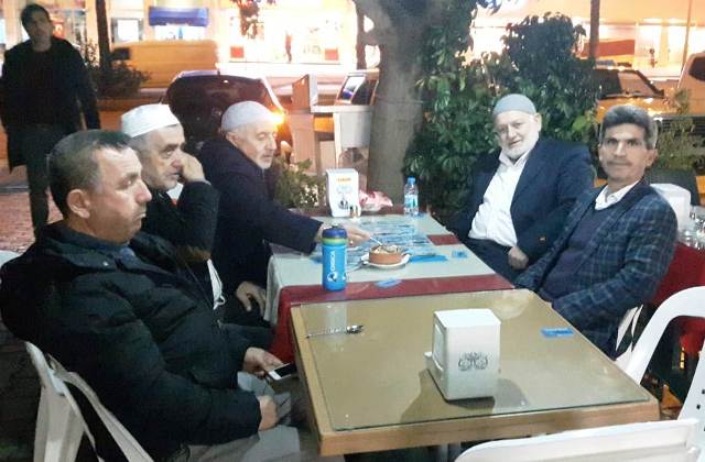 İrşad Vakfı, İftarda Öğrencileriyle bir araya geldi