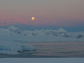 Buzullar eriyor, dağlar yükseliyor