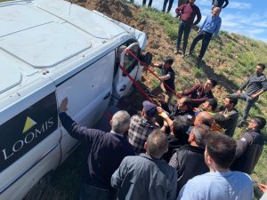 Zırhlı araç kazasında iki kişi yaralandı