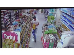 Bebek mamalarını çalıp kaçtı