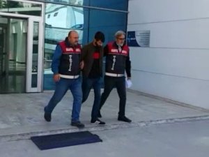 Yurt inşaatına giren hırsız cüzdanını düşürünce yakayı ele verdi