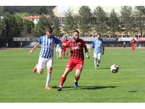 TFF 2. Lig Play-Off Çeyrek Final:  Kastamonuspor 1966: 1 - Sarıyer: 1