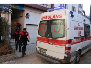 Arkasında üç mektup bırakıp silahla hayatına son verdi