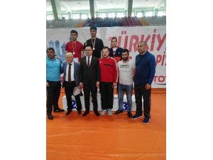 Kayserili Genç Boksörlerden Türkiye Üçüncülüğü