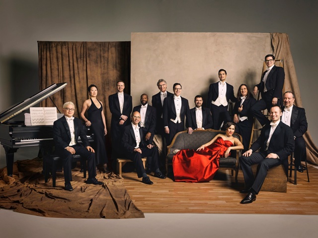 Dünyaca ünlü grup Pink Martini SKM’de