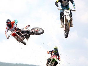 Uçan Motosikletler Çatalca’da