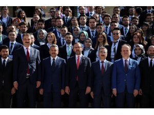 Bakan Kasapoğlu’ndan Anıtkabir’e ziyaret