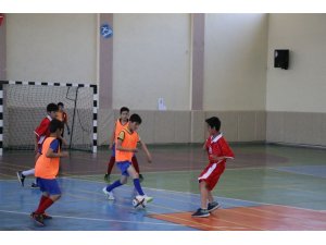Küçükler Futsal müsabakaları başladı