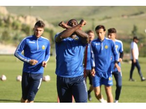 Evkur Yeni Malatyaspor’da Antalyaspor maçı hazırlıkları sürüyor