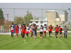 Hatay’da Balıkesirspor Baltok mesaisi sürüyor