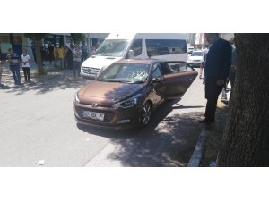 Otomobil ile bisiklet çarpıştı: 1 yaralı