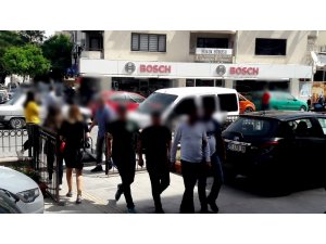 ’Düşük kurdan döviz bozdurma’ vaadiyle dolandırıcılık yapan iki zanlı 5 ay sonra parmak izinden yakalandı