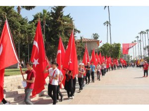 Gençlik Haftası ’Gençlik Yürüyüşü’ ile başladı