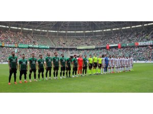 TFF 3. Lig Play-Off Yarı Final: Kocaelispor: 0 - Yeni Çorumspor: 3