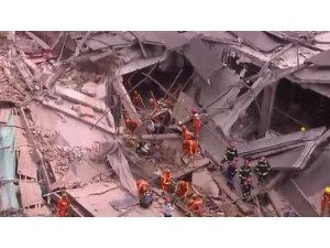 Çin’de bina çöktü, 20 kişi enkaz altında kaldı