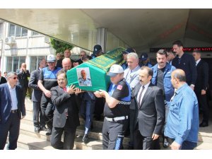 Zabıta komiseri kansere yenik düştü