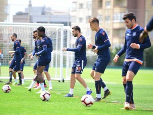Başakşehir, Galatasaray maçı hazırlıklarını devam ettirdi