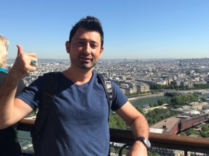 Serinlemek için havuza giren mimar boğuldu