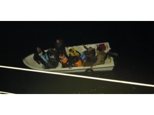 Kuşadası’nda 13 kaçak göçmen yakalandı