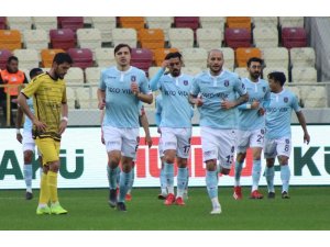 Medipol Başakşehir tarihi başarı peşinde