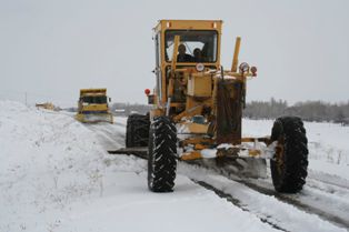 Konya'da 54 köy yolu ulaşıma açıldı