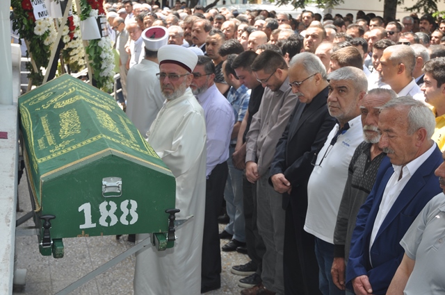 Cemal Çınardalı dualarla uğurlandı