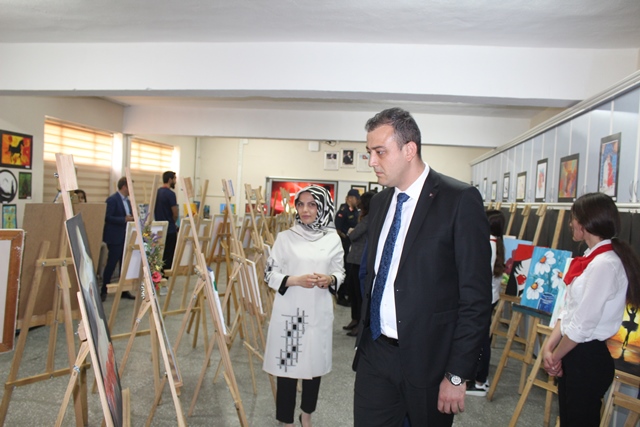 Yunak'ta resim sergisi açılışı