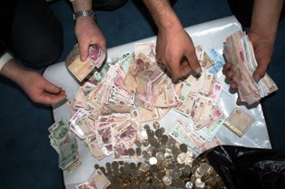 Camilerden Haiti'li depremzedelere yardım eli
