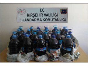 Jandarma 115 litre kaçak içki ele geçirdi