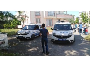 Kız öğrenciler arasında bıçaklı kavga
