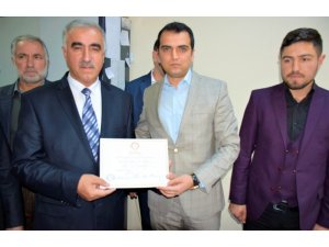 YSK, Palu Belediye Başkanı Ünalan’ın mazbatası iptal etti