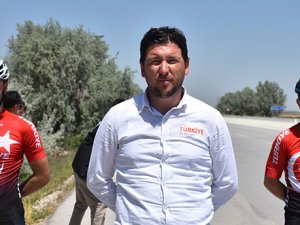 "Genç bisikletçiler geçim kaygısıyla sporu bırakıyor"