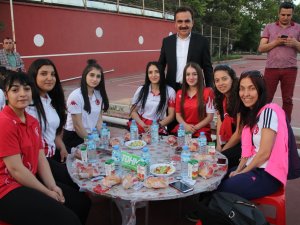 Gençlik Spor iftarda buluştu