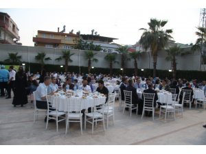 MÜSİAD Yönetim Kurulu Üyesi Özeken’den çağrı: "Gelin ülkemizin potansiyeline ve kendi gücünüze güvenin"