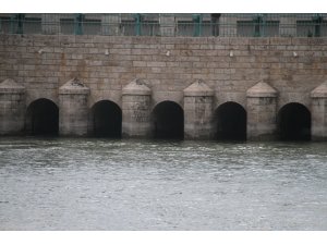 Beyşehir Gölü'nden Konya Ovası'na su verilmeye başlandı