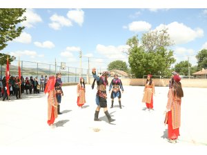 Kulu ve Halkapınar'da 19 Mayıs Atatürk'ü Anma, Gençlik ve Spor Bayramı