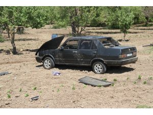 Konya'da otomobil ağaca çarptı: 3 yaralı