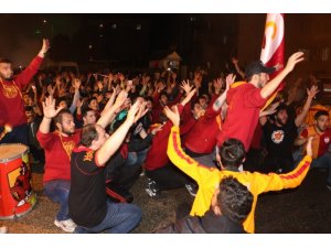 Karabük’te Galatasaraylıların ’şampiyonluk’ kutlamaları