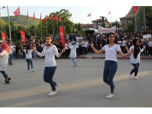 Atatürk'ün Samsun'a çıkışının 100. yılında atabarı oynadılar